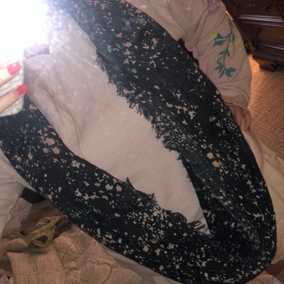 Infinity Scarf - Picture 2 of 2